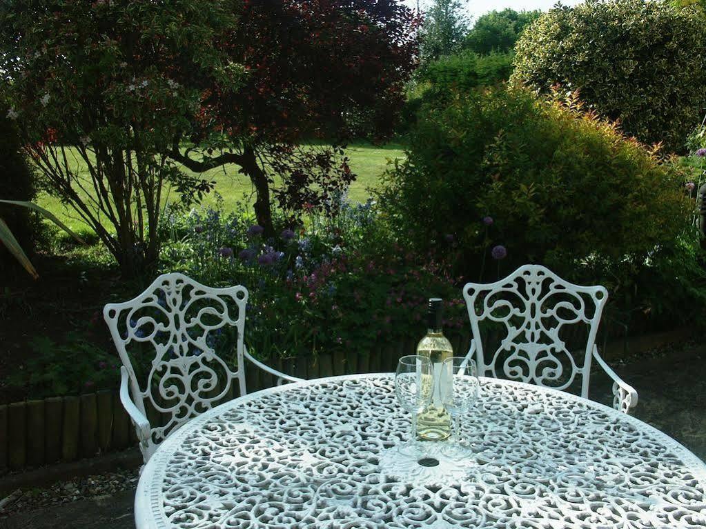 Catton Old Hall Bed & Breakfast Norwich Exterior photo